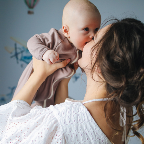 mamá bebé asesora sueño
